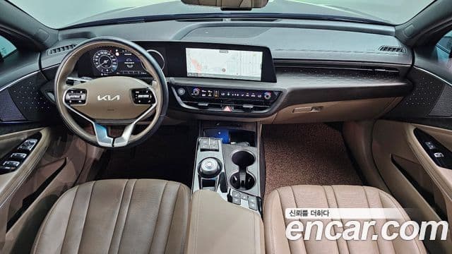 Kia K8 2023 — Şəkil 10/20