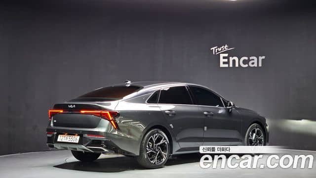Kia K5, 2025