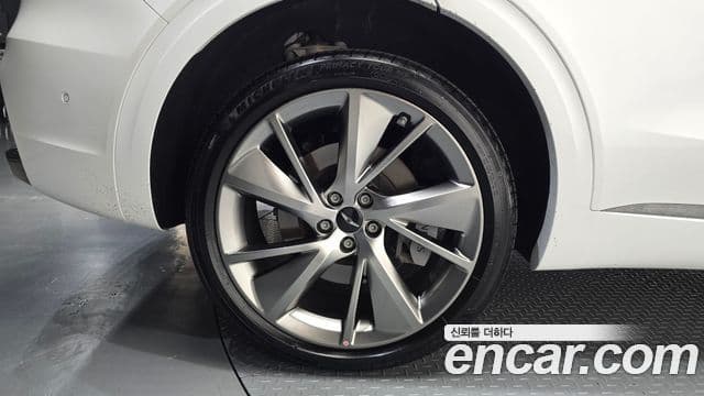 Genesis GV70 2024 — ფოტო 5/20