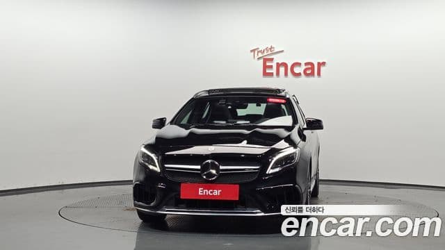 Mercedes-Benz GLA-Class 2018 — Фото 3/20