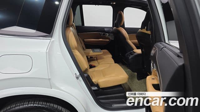 Volvo XC90 2021 — Şəkil 11/20