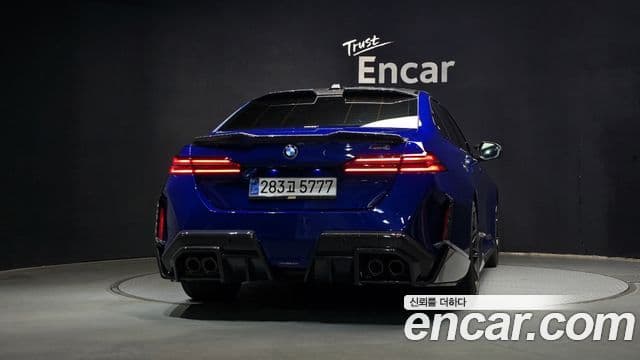BMW M5 2025 — ფოტო 4/20