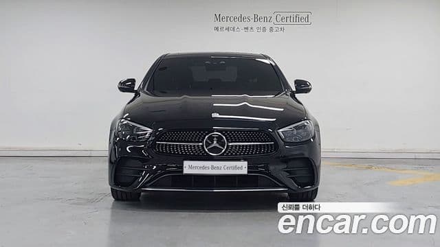 Mercedes-Benz E-Class 2023 — ფოტო 2/17