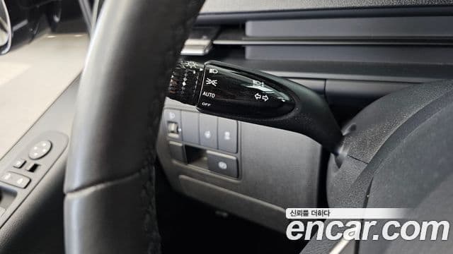 Hyundai Staria 2024 — ფოტო 14/20