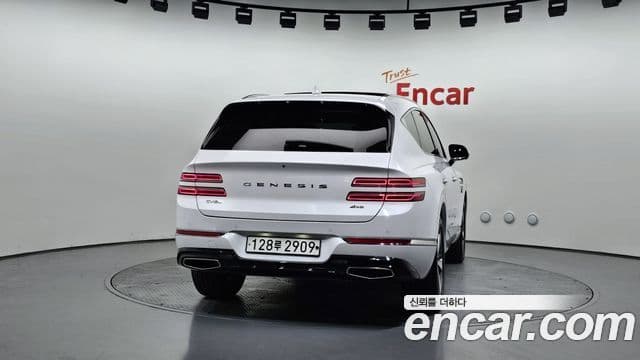 Genesis GV80 2020 — ფოტო 4/20
