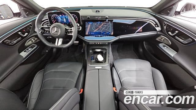 Mercedes-Benz E-Class 2025 — Фото 7/20