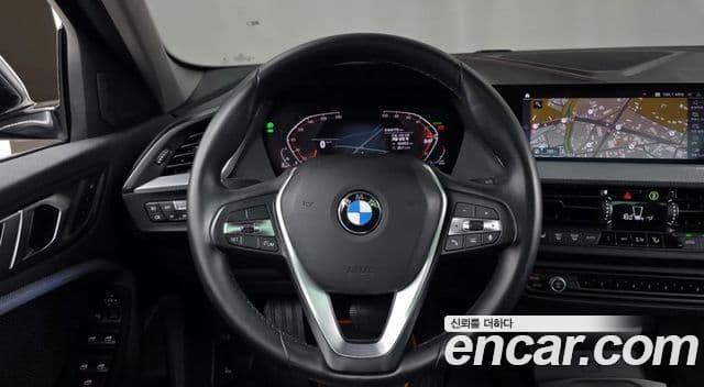 BMW 1 Series 2020 — ფოტო 13/20