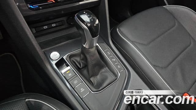 Volkswagen Tiguan Allspace 2022 — ფოტო 9/20