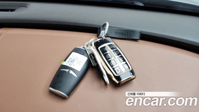 Genesis Electrified G80 2021 — Şəkil 15/20