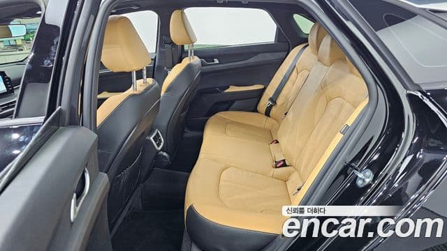 Kia K5 2022 — Şəkil 12/20