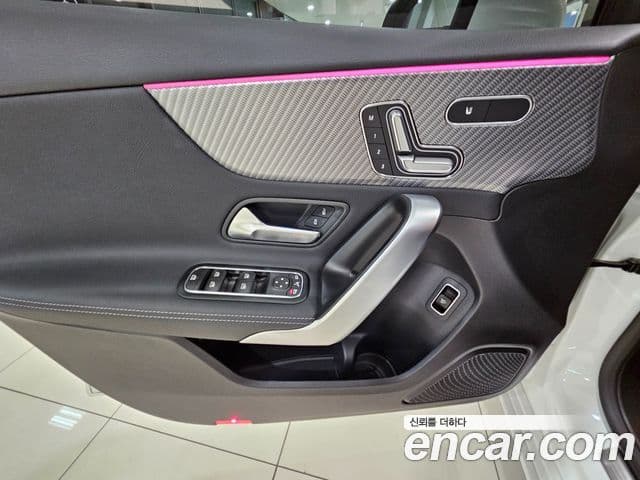 Mercedes-Benz A-Class 2024 — ფოტო 18/20