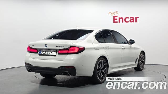 BMW 5 Series 2023 — Şəkil 2/20