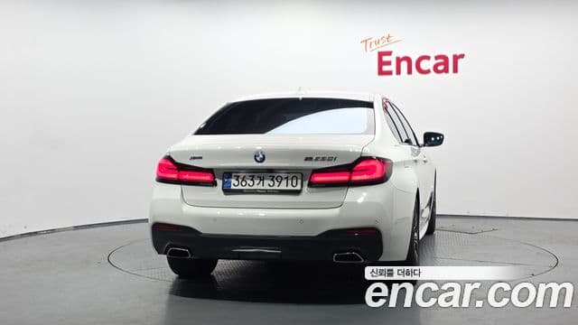 BMW 5 Series 2023 — Şəkil 4/20