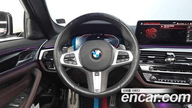 BMW 5 Series 2023 — Şəkil 12/20