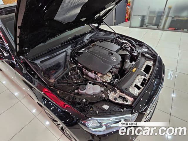 Mercedes-Benz E-Class 2024 — Фото 5/20
