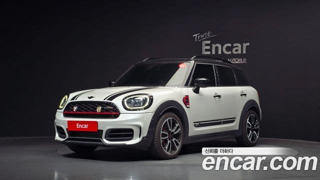 Mini Cooper S Countryman 2023 — Фото 1/20