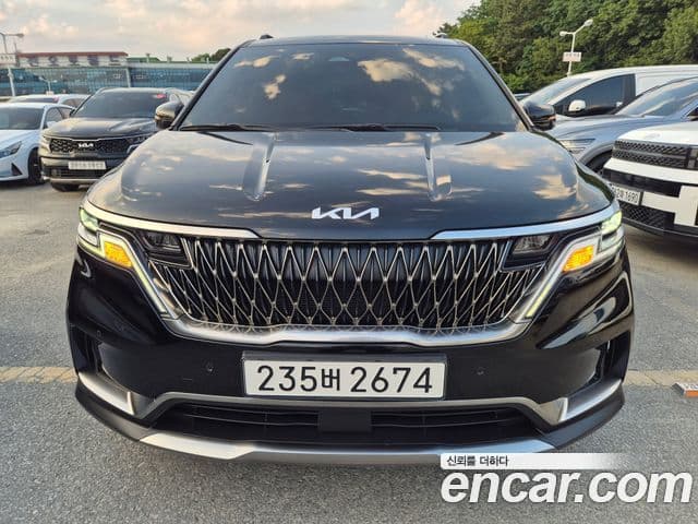Kia Carnival 2022 — ფოტო 10/20