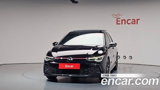 Volkswagen Golf 2023 — ფოტო 3/20