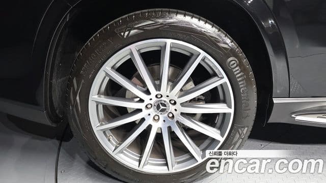 Mercedes-Benz GLS-Class 2025 — фото 5 из 20