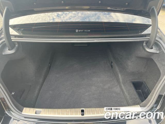 BMW 7 Series 2019 — Şəkil 10/20