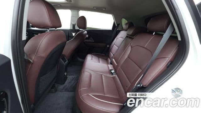 Kia Niro 2020 — Şəkil 12/20