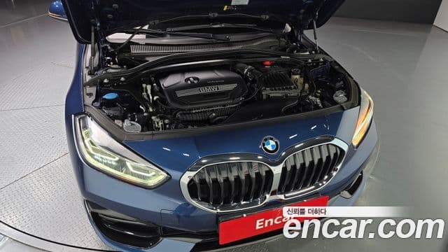 BMW 1 Series 2023 — Şəkil 6/20