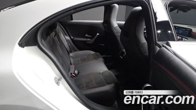 Mercedes-Benz CLA-Class 2025 — Şəkil 11/20
