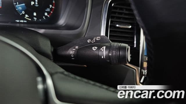 Volvo XC90 2021 — Şəkil 17/20