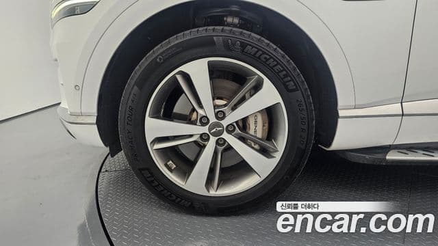 Genesis GV80 2020 — ფოტო 5/20