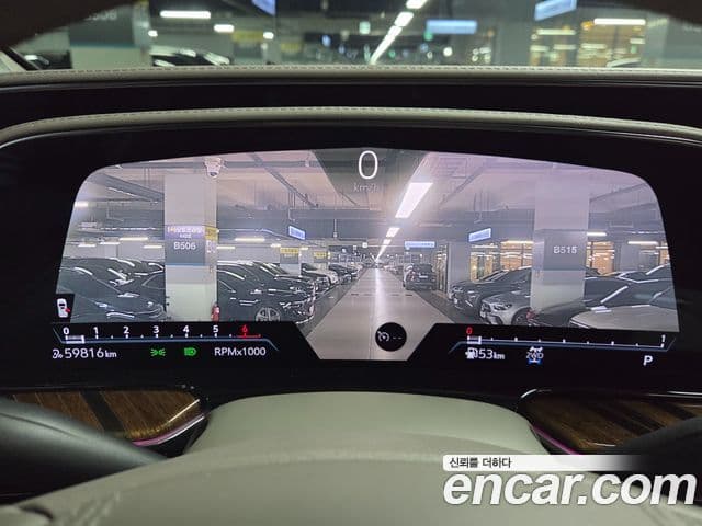 Cadillac Escalade 2023 — ფოტო 13/20