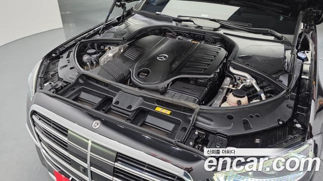Mercedes-Benz S-Class 2021 — ფოტო 17/30