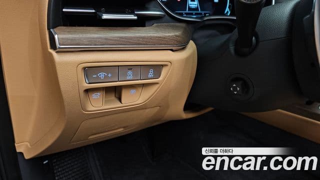 Genesis Electrified G80 2022 — Şəkil 18/20