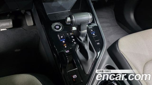 Kia Niro 2022 — Фото 9/20