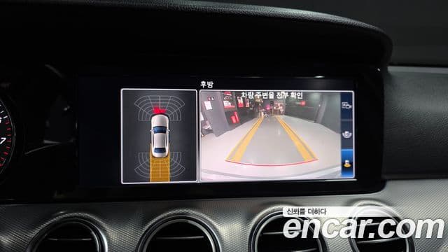 Mercedes-Benz E-Class 2019 — ფოტო 15/20