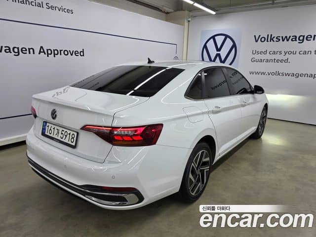Volkswagen Jetta, 2022