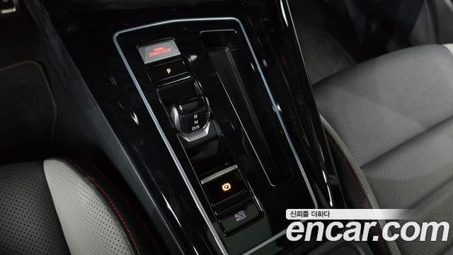 Volkswagen Golf 2025 — ფოტო 9/20