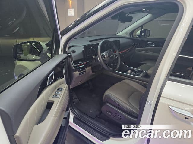 Kia Carnival 2024 — ფოტო 9/20