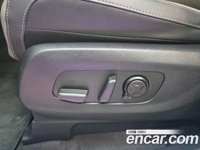 Kia Carnival 2024 — ფოტო 13/20