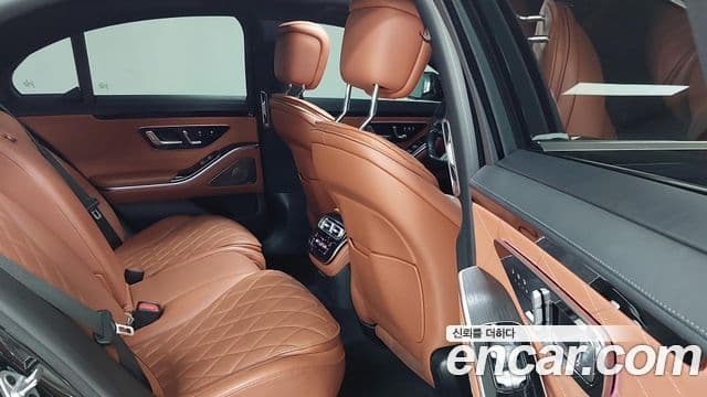 Mercedes-Benz S-Class 2022 — ფოტო 8/20