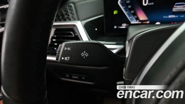 BMW X5 2024 — Photo 8/34