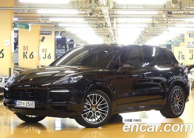 Porsche Cayenne 2022 — Şəkil 20/20