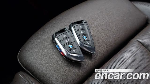 BMW X4 2021 — Фото 16/20