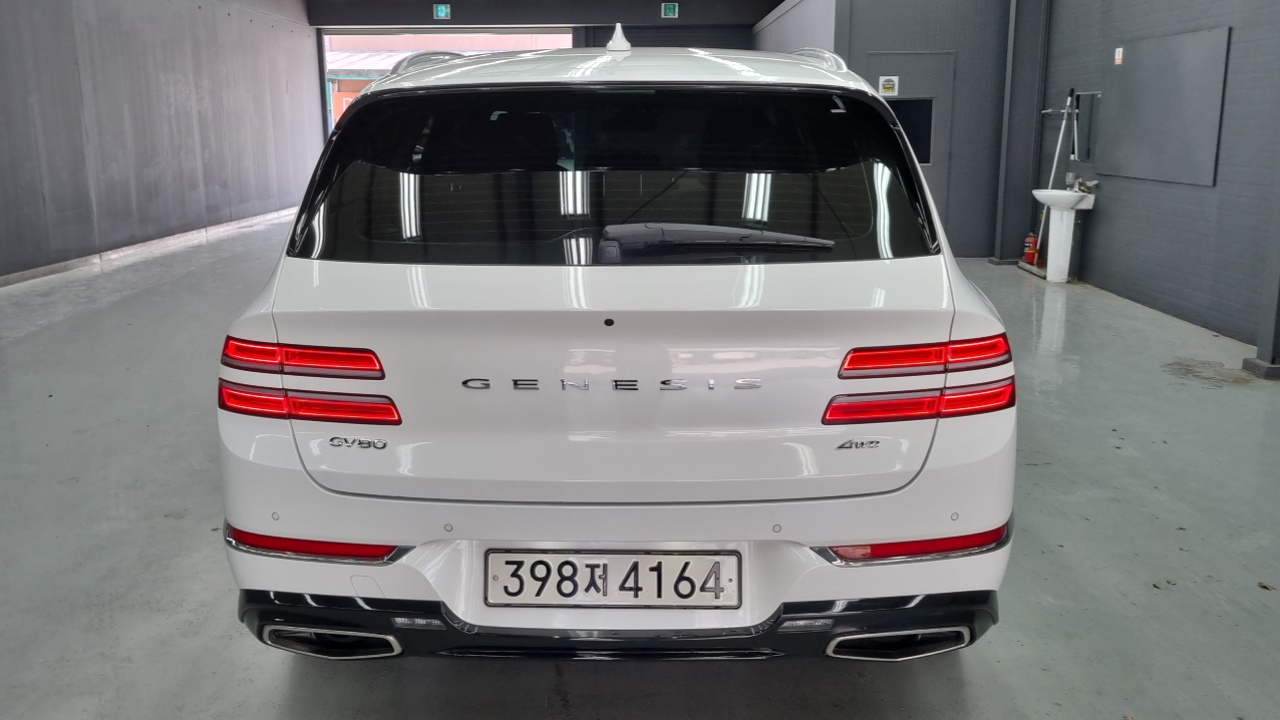 Genesis GV80 2023 — ფოტო 3/18