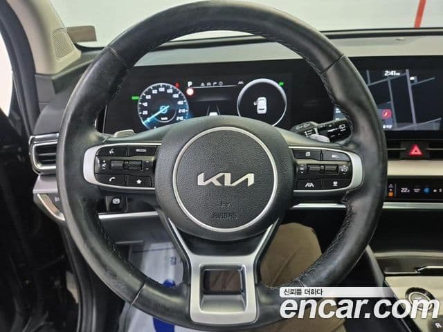 Kia Sportage 2022 — Фото 13/20