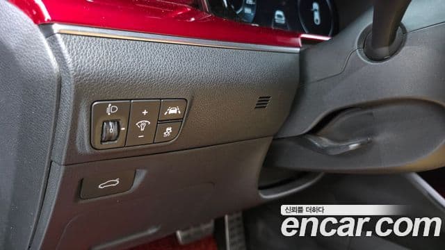 Kia K5 2021 — ფოტო 14/20