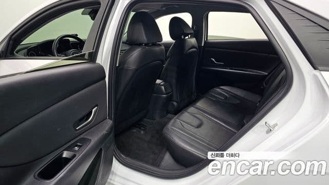 Hyundai Avante 2023 — фото 11 из 20