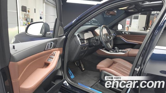 BMW X5 2023 — фото 10 из 20