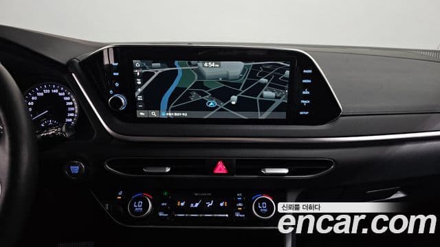 Hyundai Sonata 2022 — фото 12 из 20