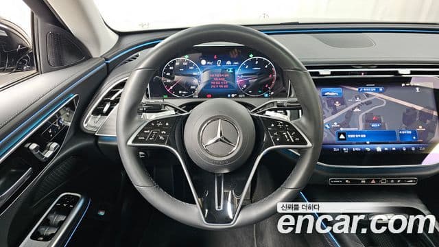 Mercedes-Benz E-Class 2025 — ფოტო 13/20