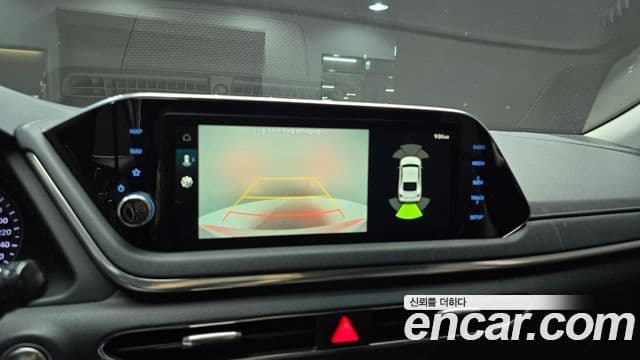 Hyundai Sonata Hybrid 2021 — Photo 29/30
